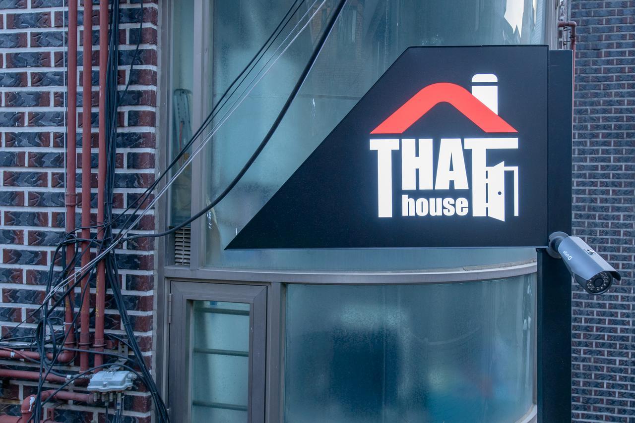 That House Itaewon Seoel Buitenkant foto